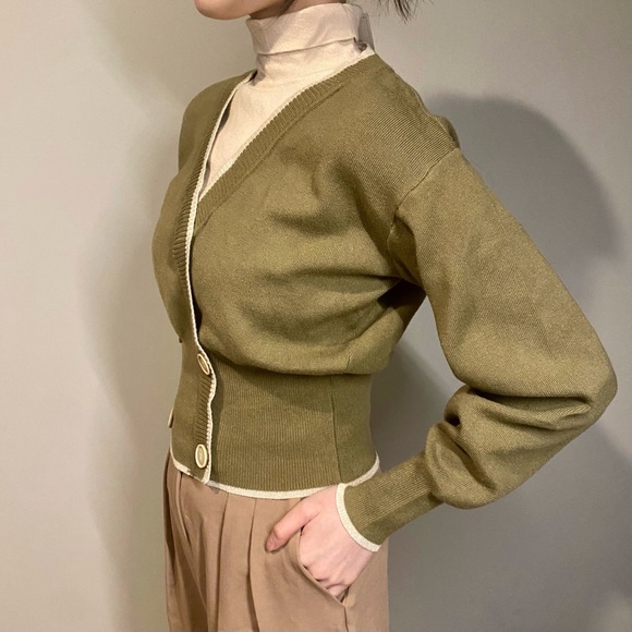 Vintage Style Green Turtleneck One Piece - Picture 2 of 4